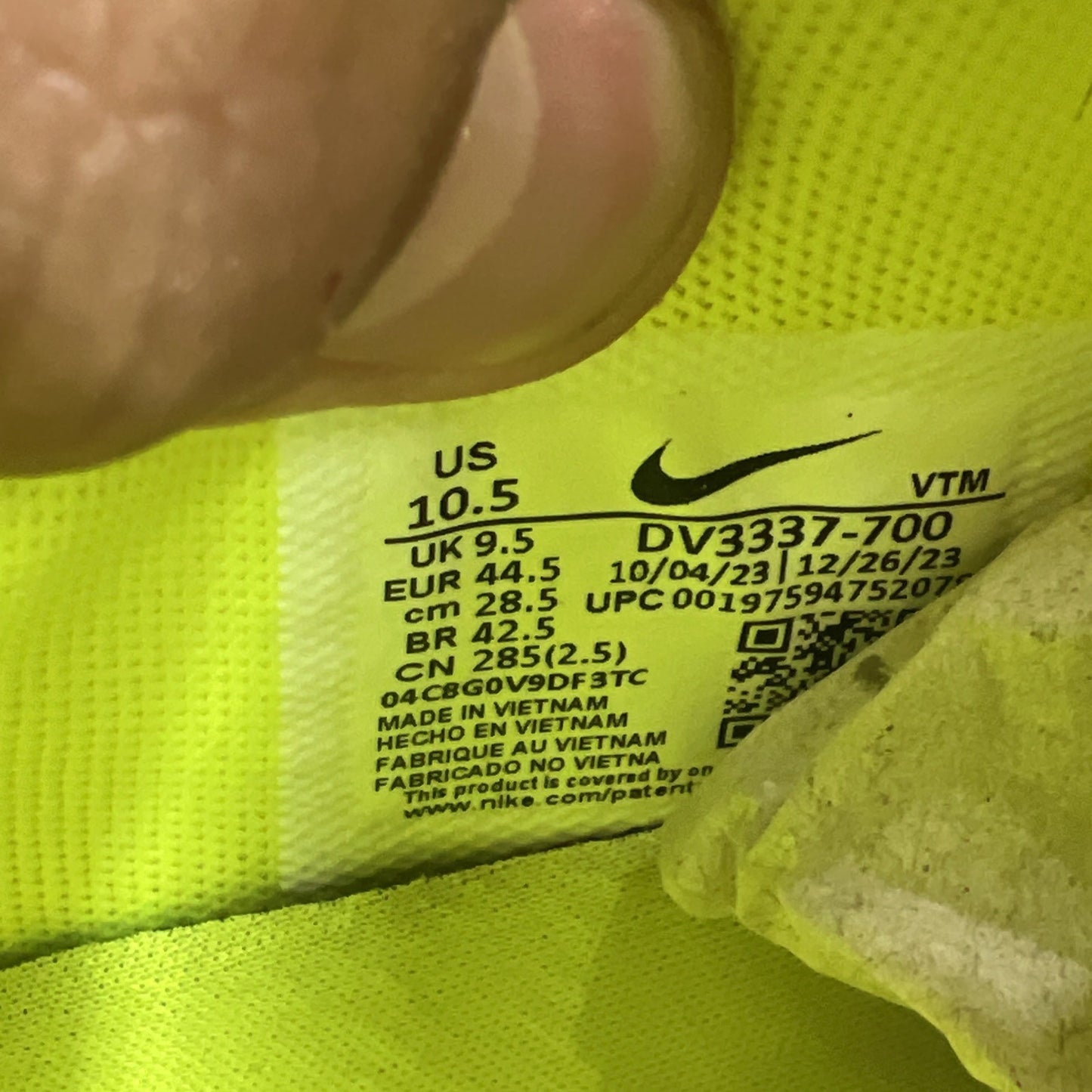 Size 10.5 - Nike Air Max DN Volt - (DV3337-700)