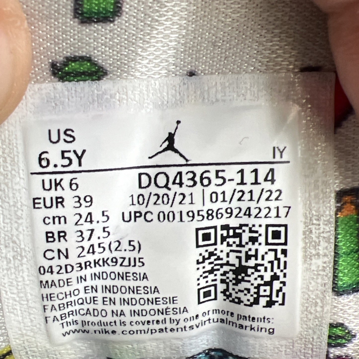 Size 6.5Y - Air Jordan 12 Retro Mid Emoji (DQ4365-114)