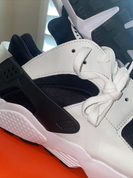 Size 13 Nike Air Huarache OG Black White