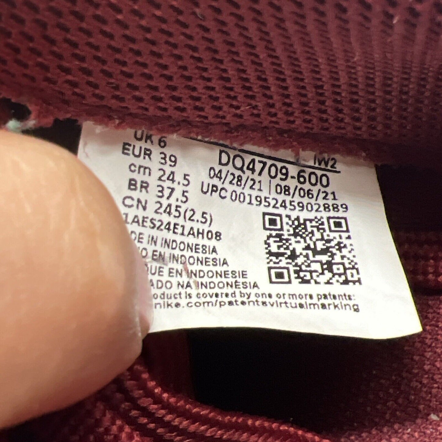 Size 6.5 (GS) - Nike Air Force 1 Low Christmas Red Green Leather (DQ4709-600)