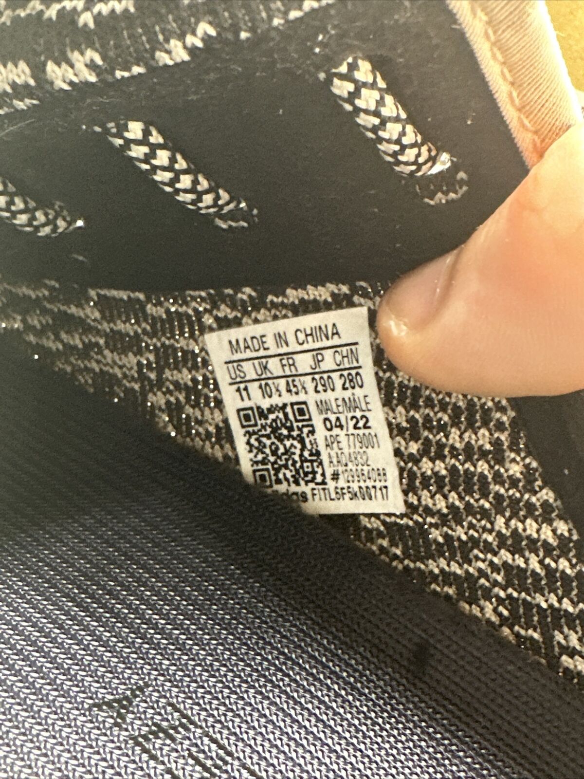 Size 11 - adidas Yeezy Boost 350 Low Turtle Dove Grey Black White Sole New Relea