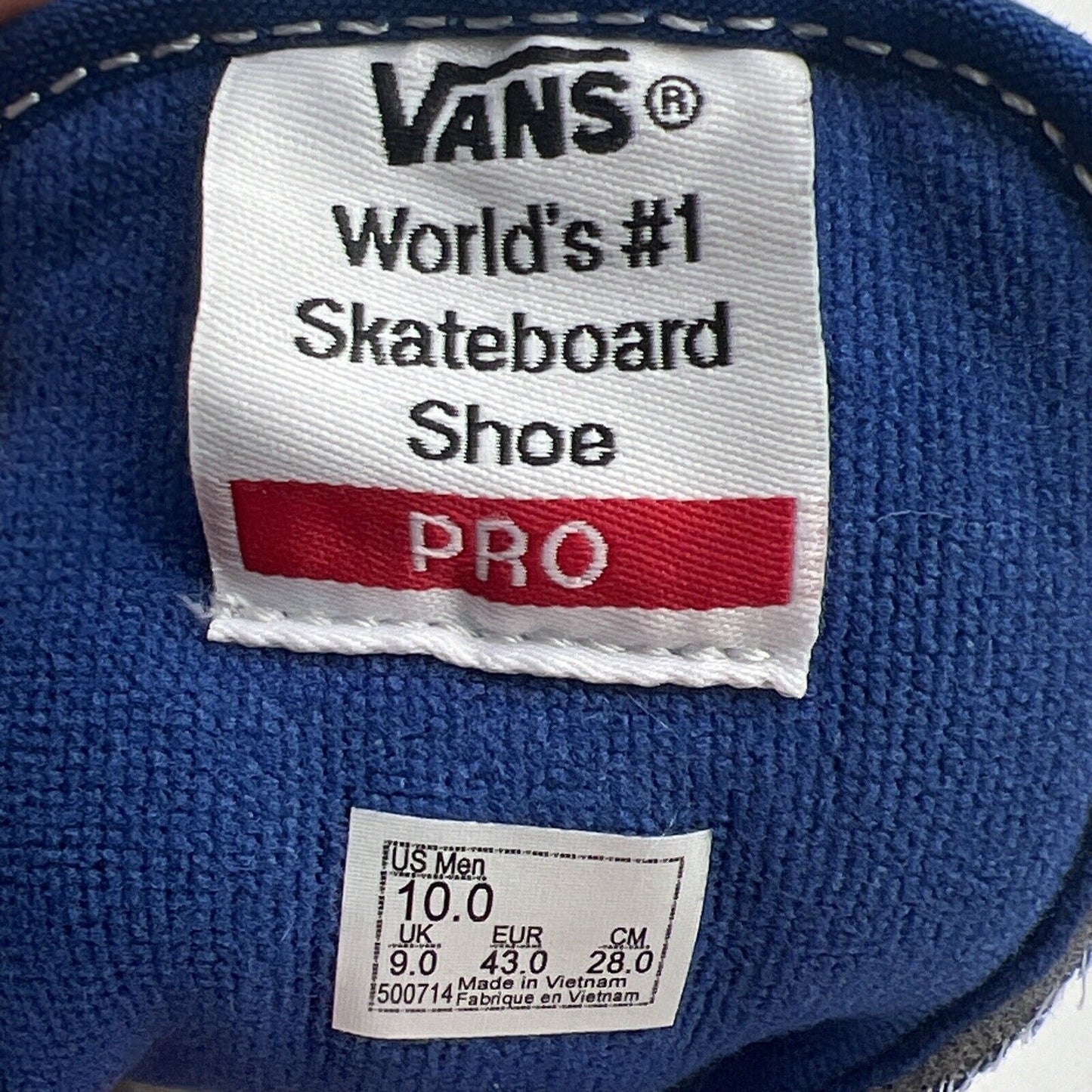 Size 10 - Vans X Sci-FI Fantasy Old Skool Pro