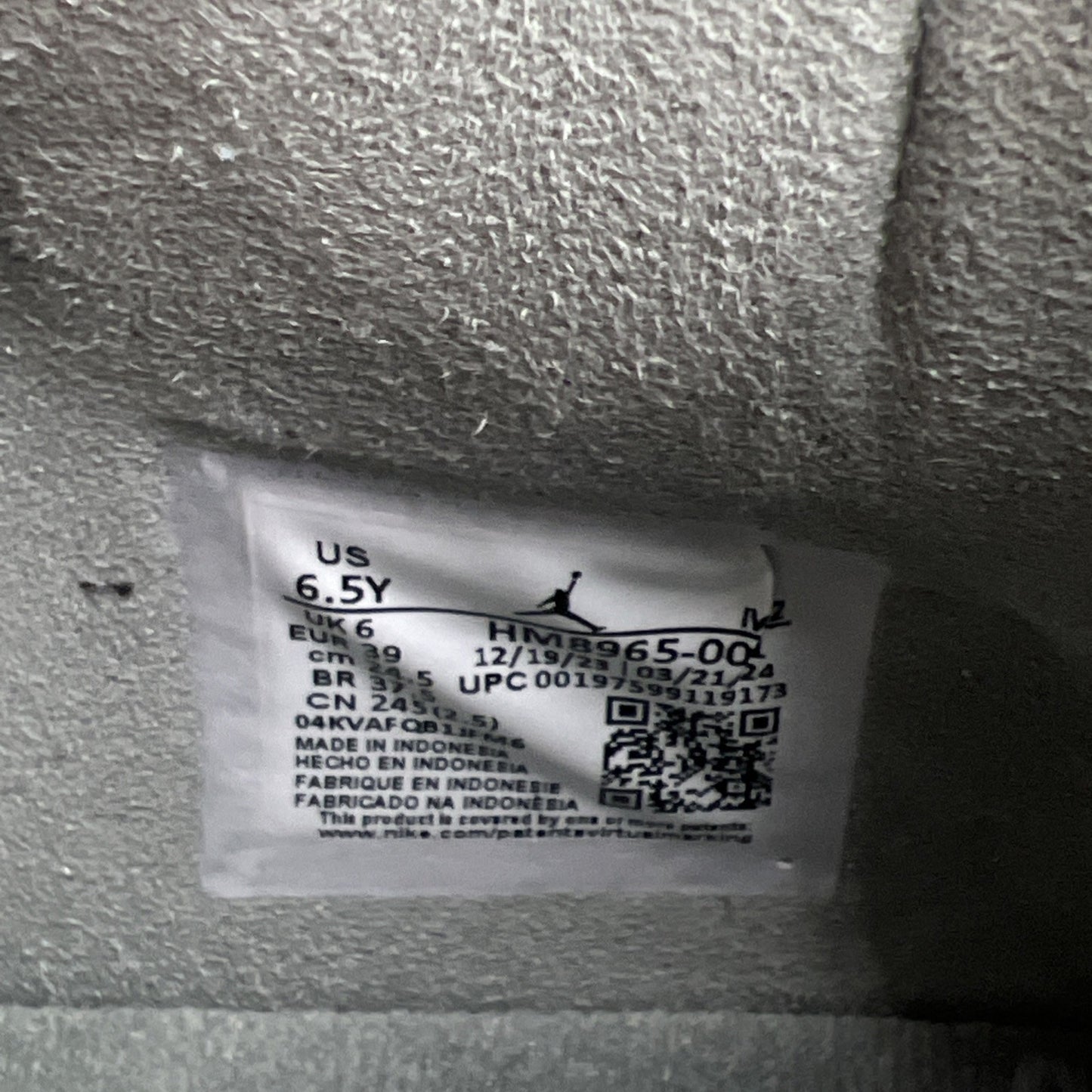 Size 6.5Y - Air Jordan 4 Retro SE Paris Olympics Wet Cement (HM8965-001)