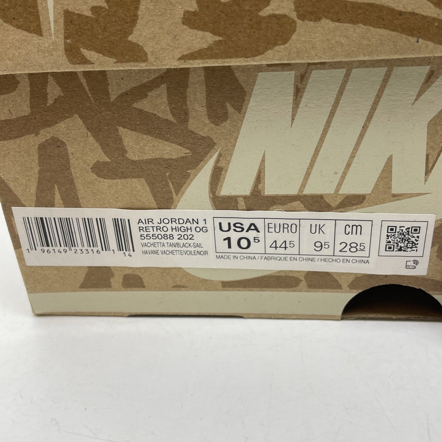Size 10.5 - Jordan 1 Retro High OG Heirloom 2022 Suede Leather (555088-202)