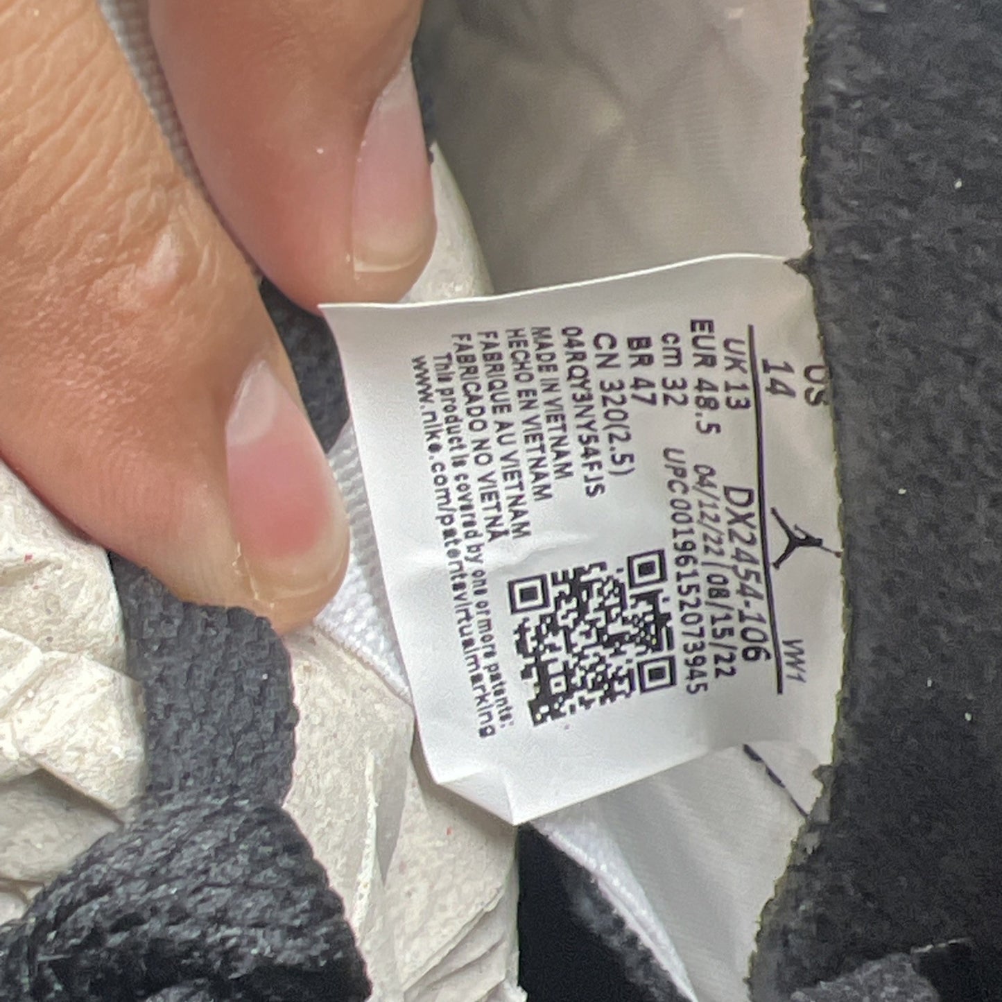 Size 14 - Air Jordan 2 Retro Mid Chicago (DX2454-106)