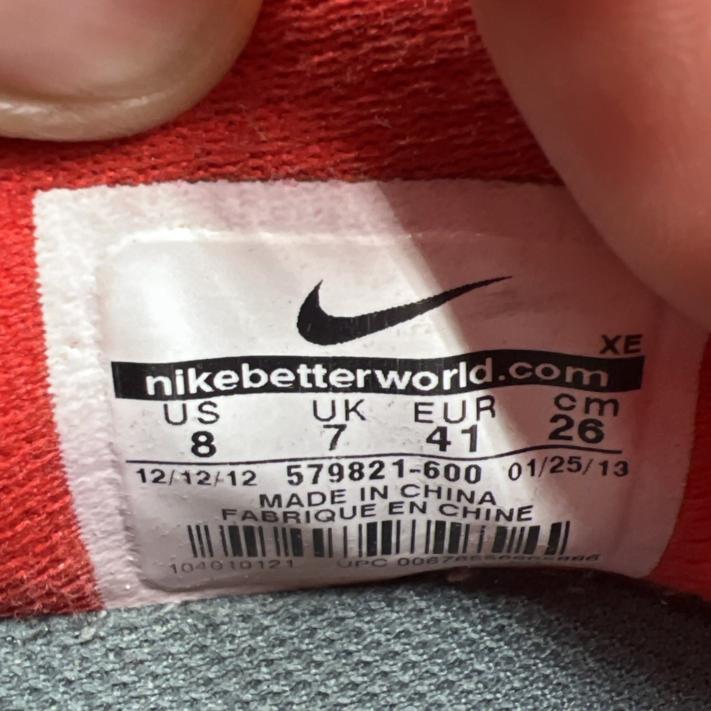 Size 8 - Nike Flex 2013 Run Red Men’s Sneakers (579821-600)