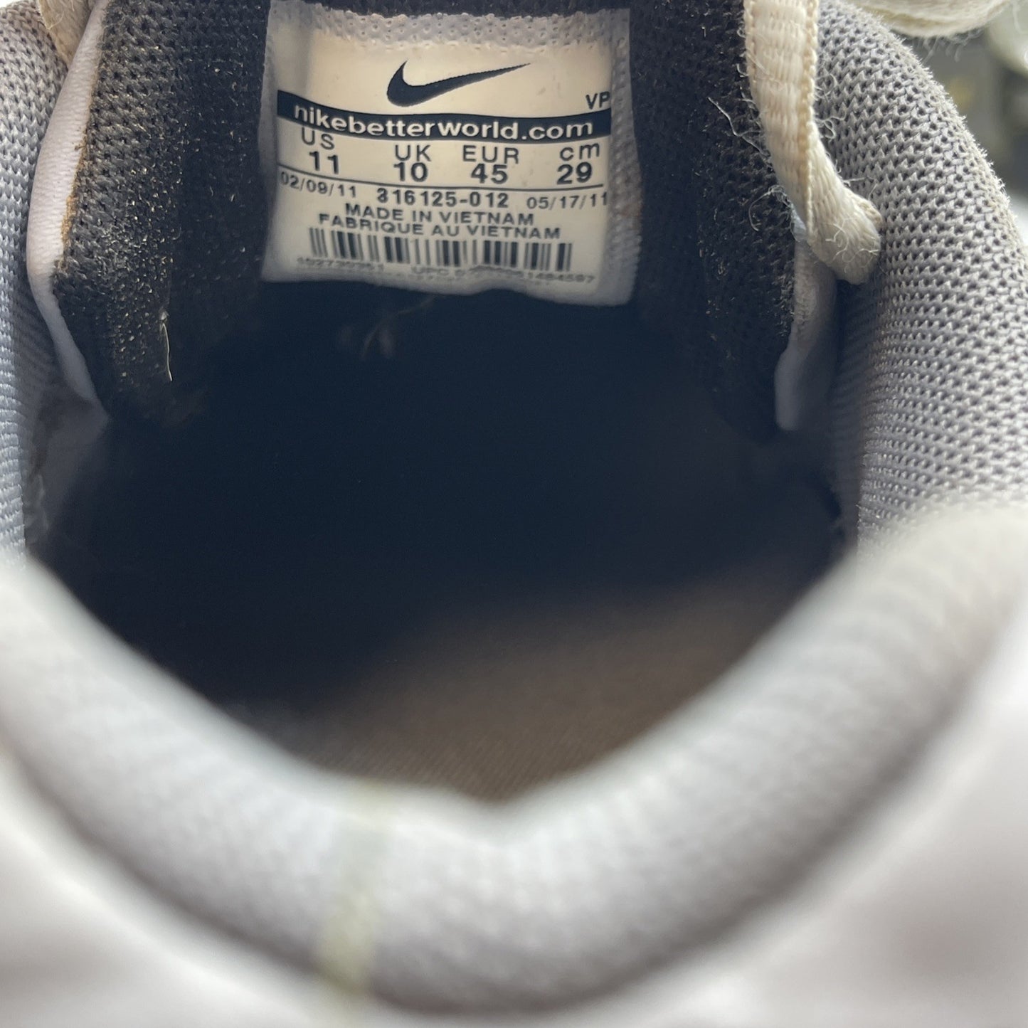 Size 11 - Nike Air Max Torch 5 Mens Running Athletic Grey Silver (316125-012)