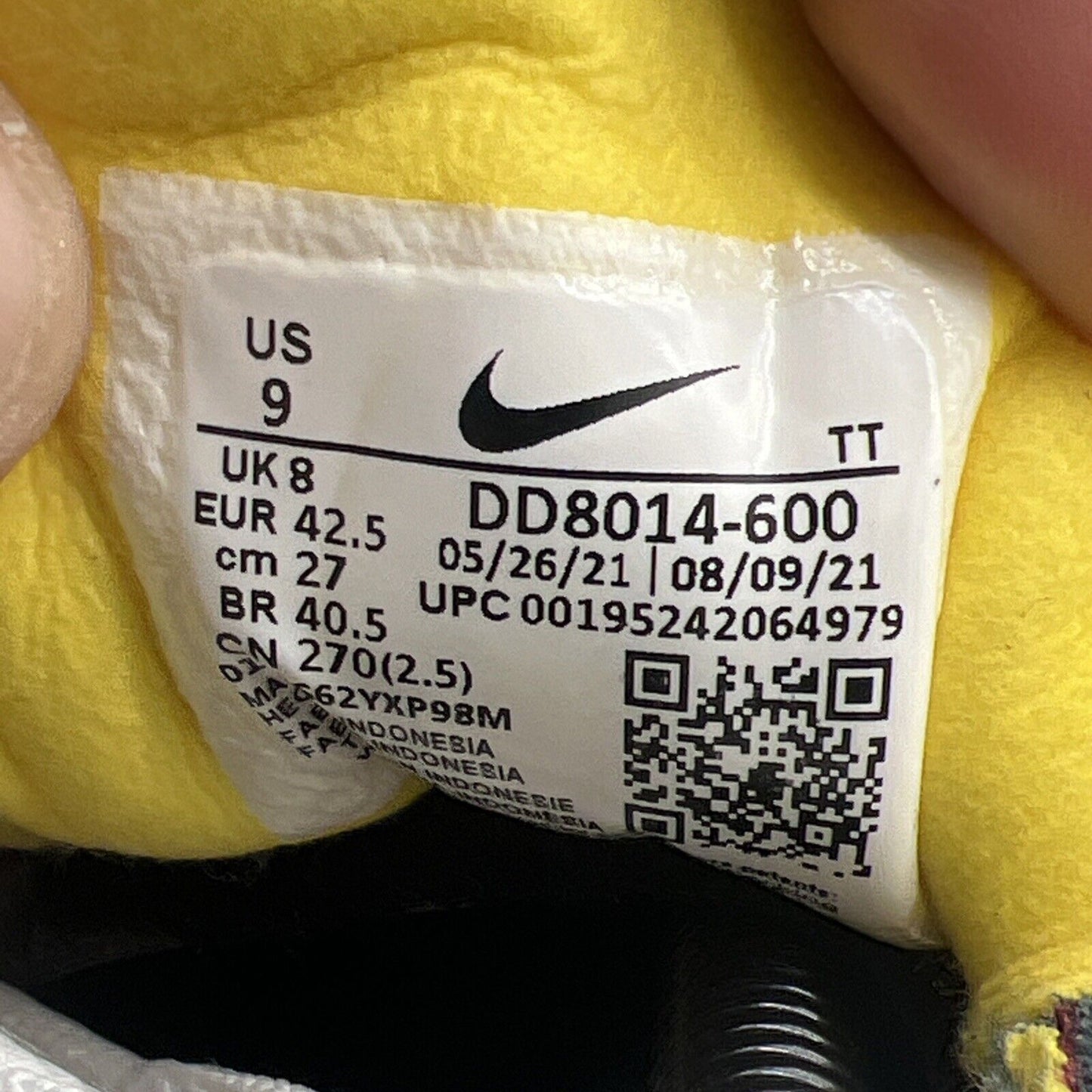 Size 9 - Nike Waffle One SE Dark Beetroot Yellow Strike (DD8014-600)