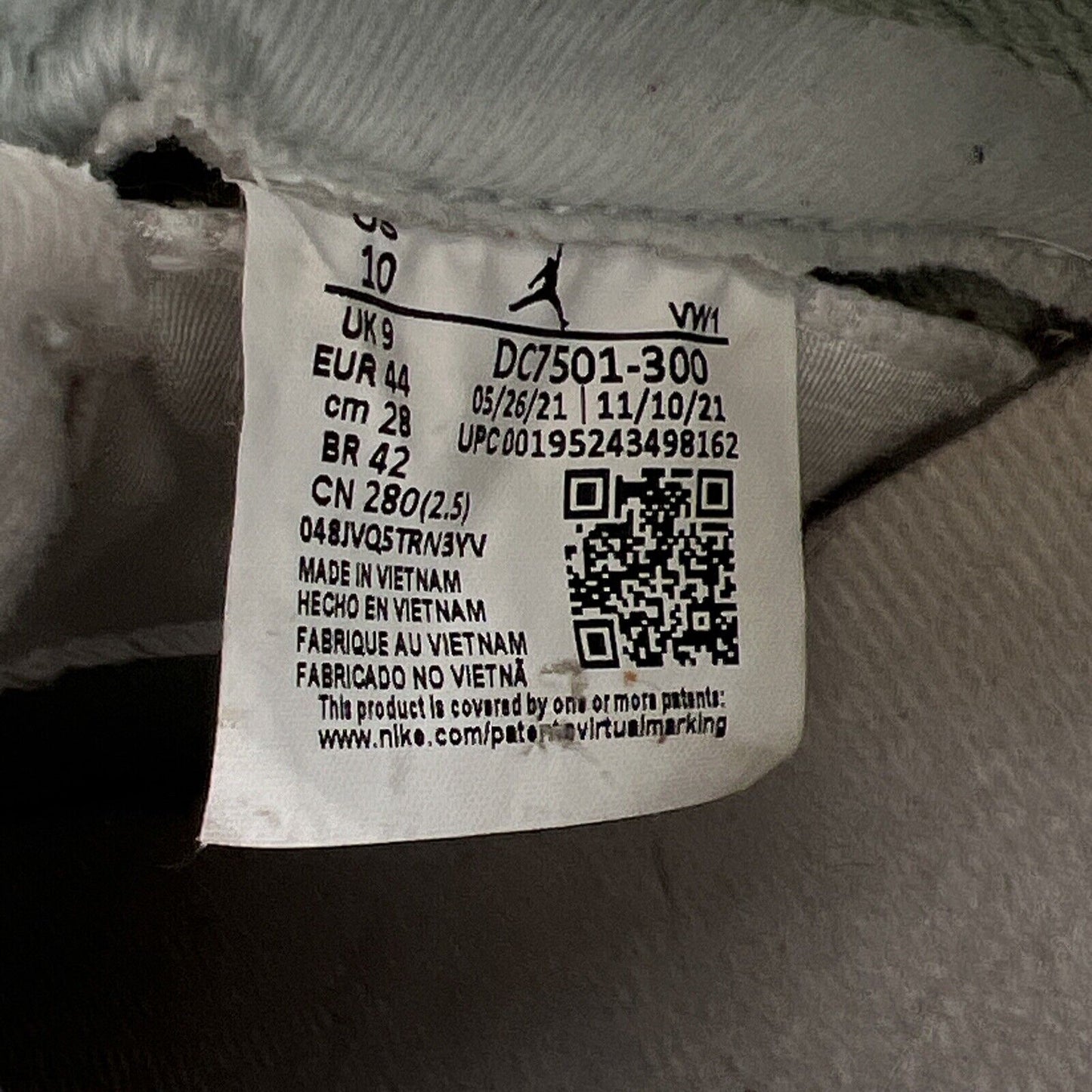 Size 10 - Jordan 5 JADE HORIZON 2022 Black Suede (DC7501-300)