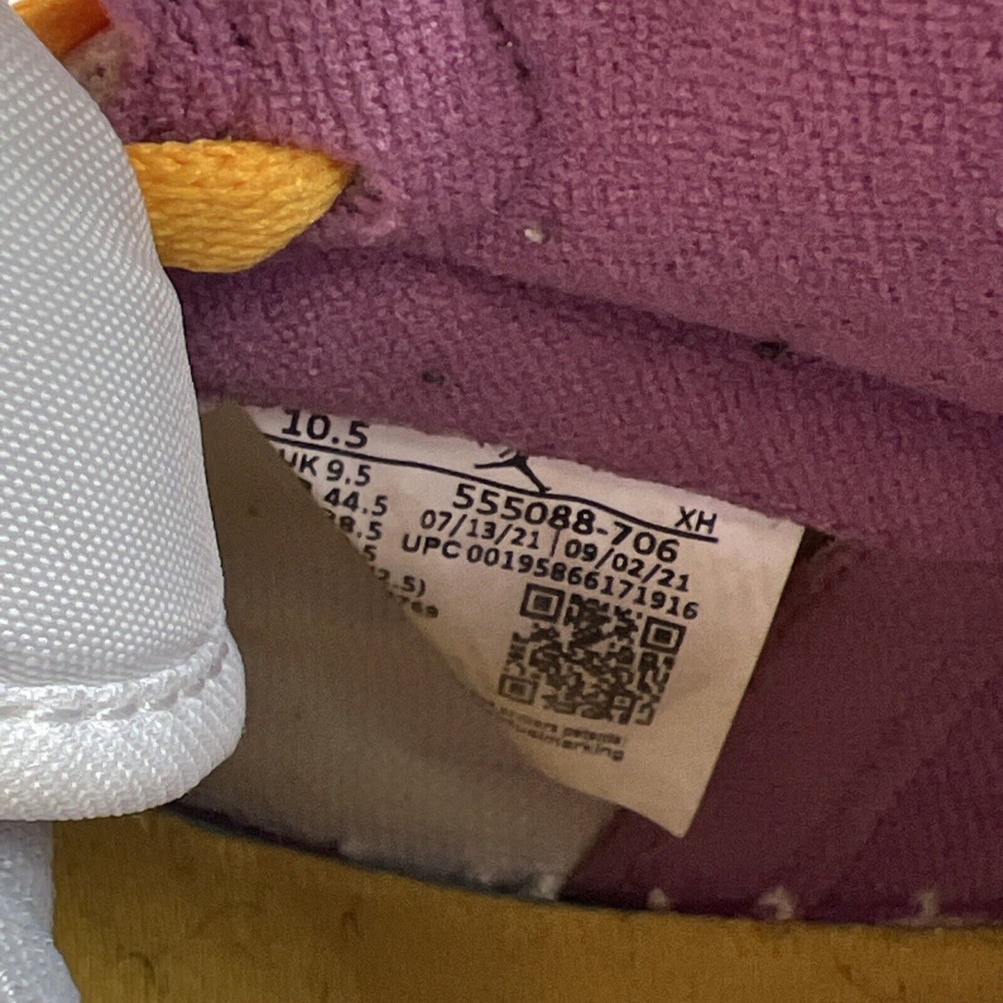 Size 10.5 - Jordan 1 Retro High OG Brotherhood 2022 (555088-706)