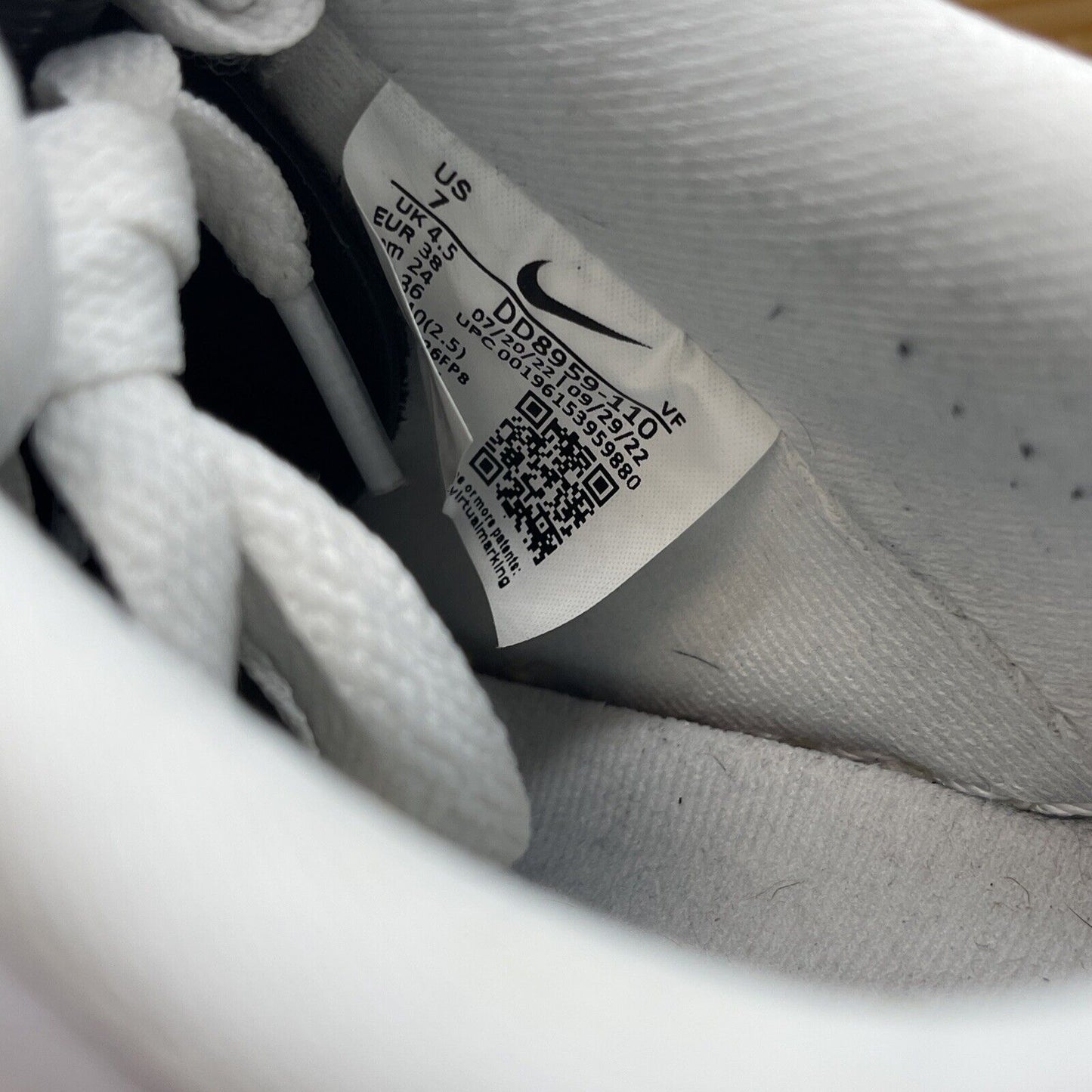 Size 7W - Nike Air Force 1 '07 White Stadium Green Leather Suede (DD8959-110)