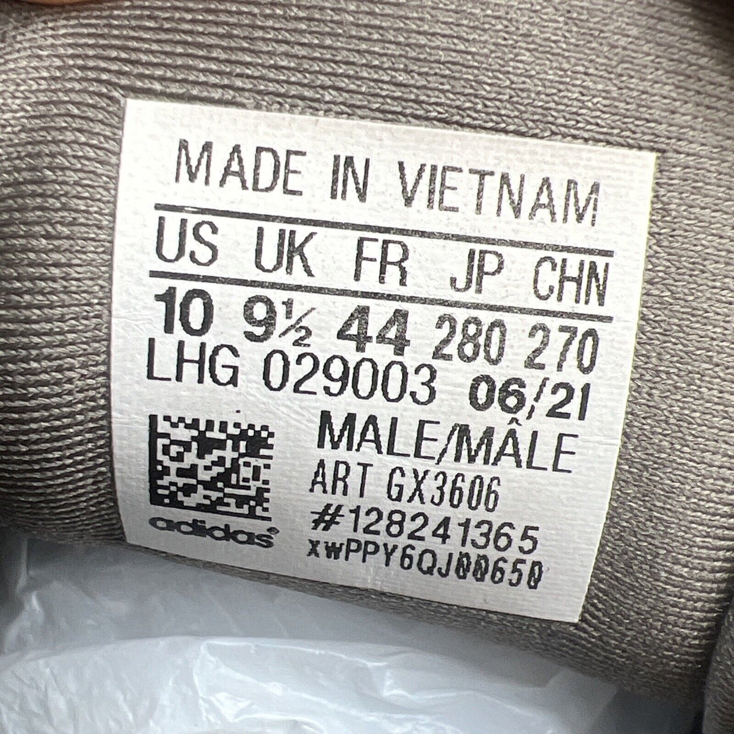 Size 10 - adidas Yeezy 500 Brown Clay (GX3606)