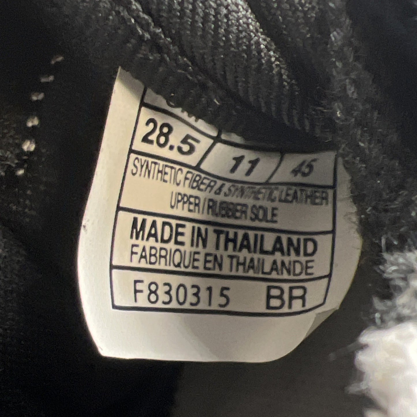 Size 11 - Onitsuka Tiger SERRANO Sneakers Unisex Black / Light Grey (HN201-9013)