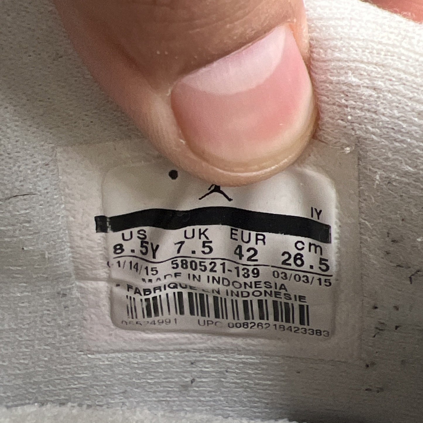 Size 8.5Y - Air Jordan Citrus 11 (580521-139)