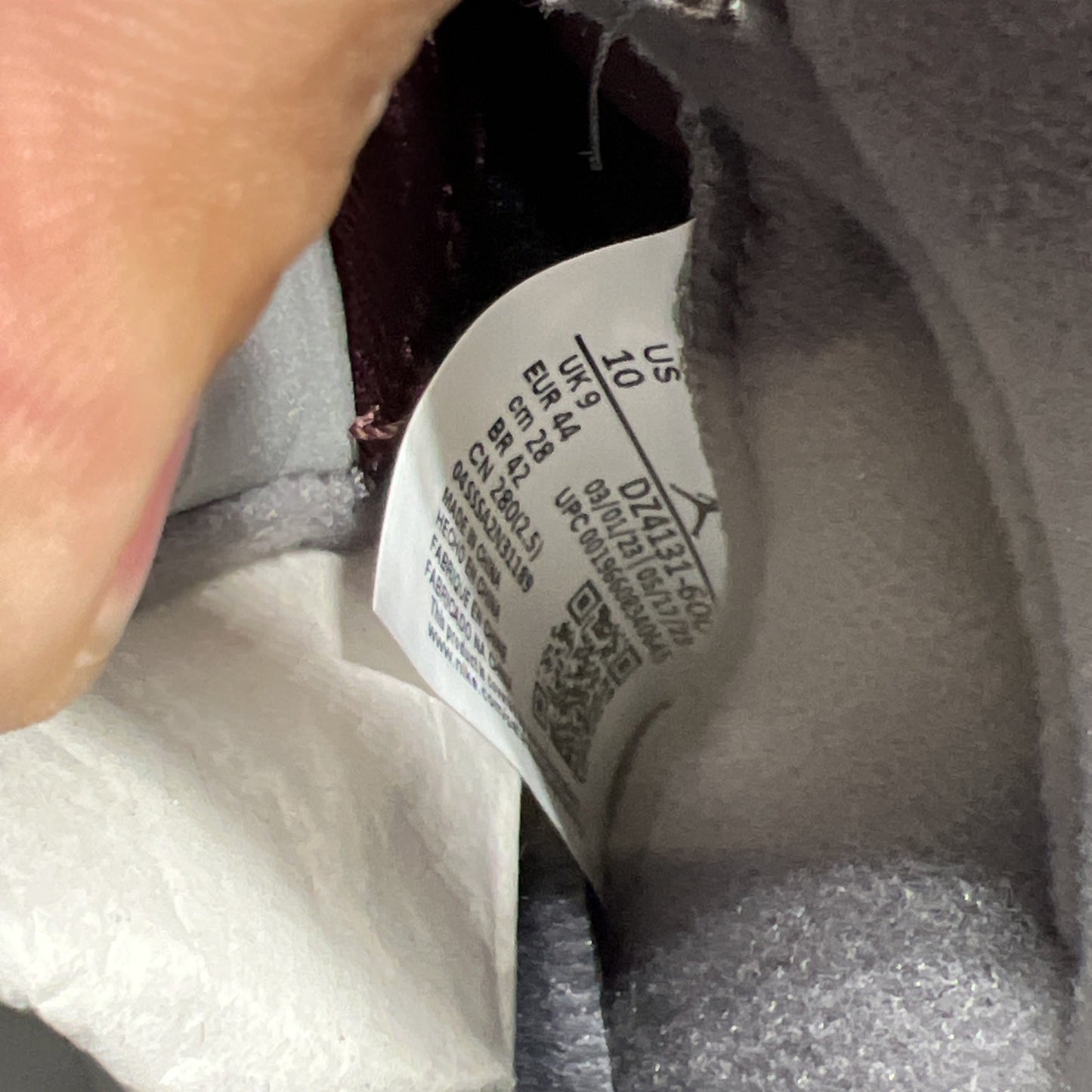 Size 10 - Air Jordan 5 Retro SE 2023 Burgundy (DZ4131-600)
