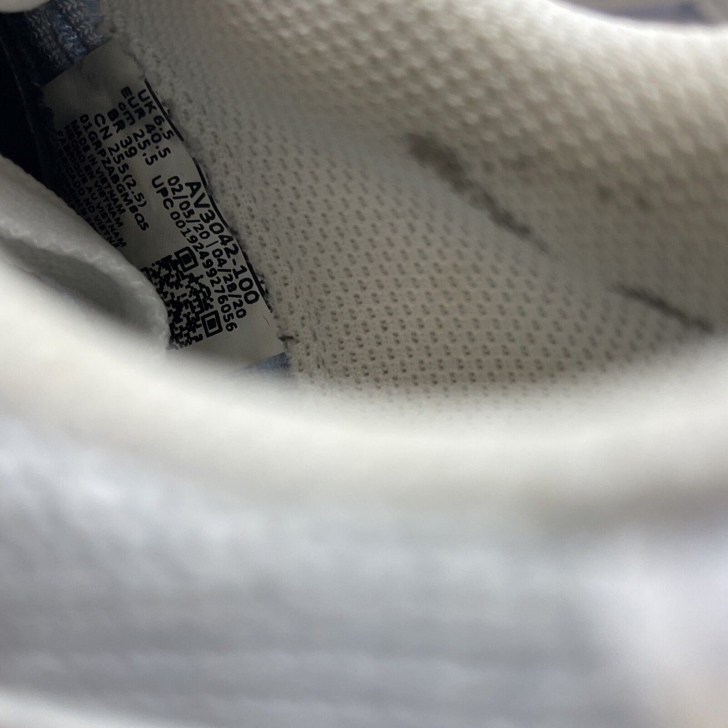 Size 7.5 - Nike Air Force 1 Flyknit 2.0 Low Pure Platinum Suede (AV3042-100)