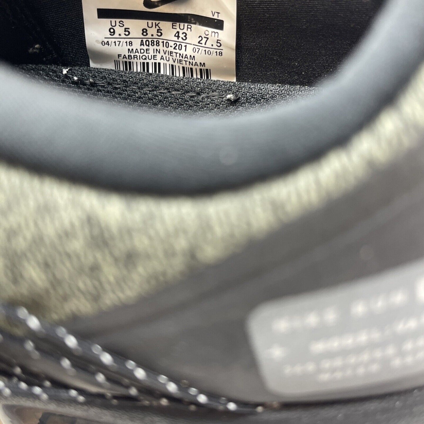 Size 9.5 - Nike Air VaporMax Run Utility Medium Olive Black Grey (AQ8810-201)