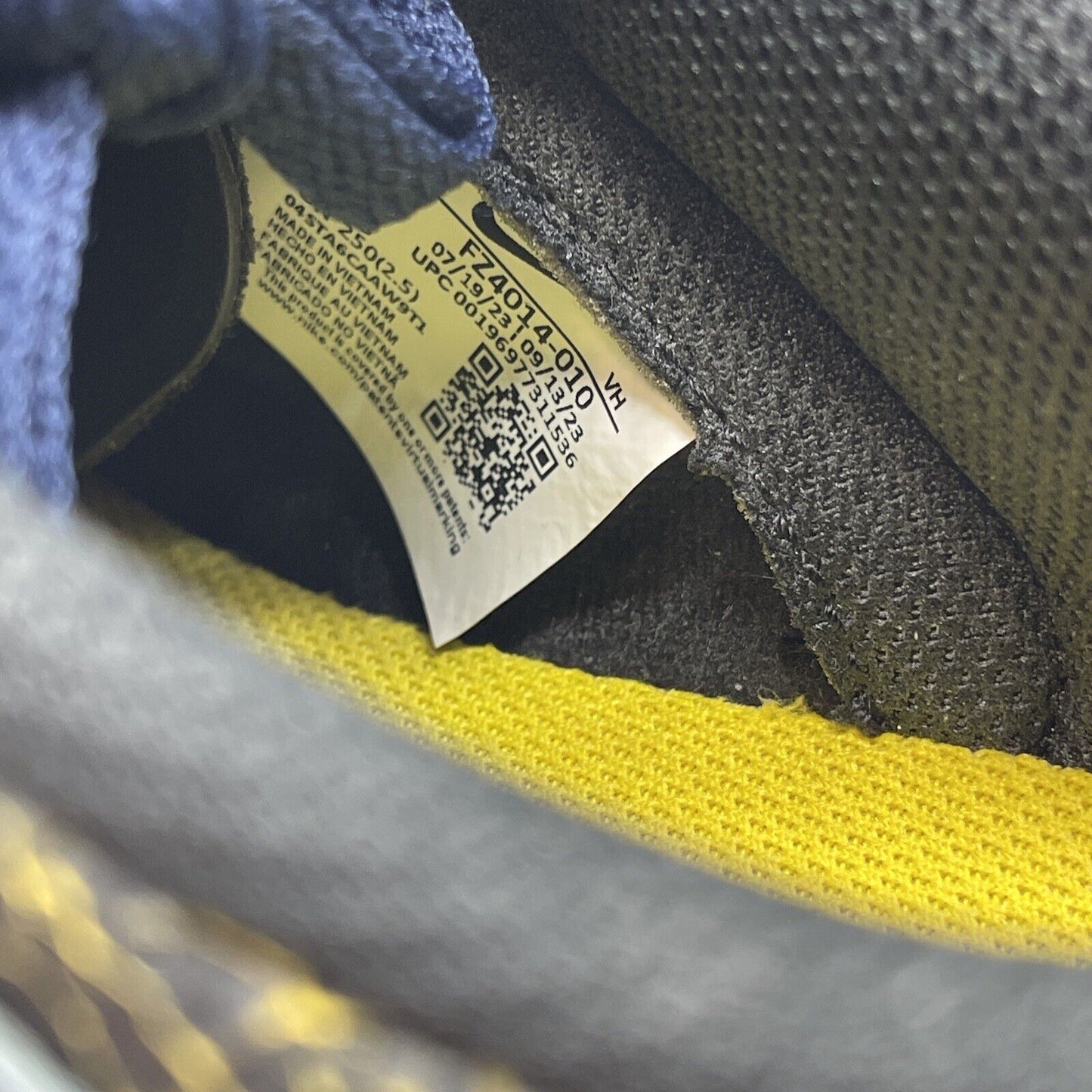 Size 7 - Nike Dunk Low Vintage Michigan Yellow Blue Leather (FZ4014-010)