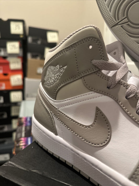 Nike Air Jordan 1 Mid Linen Size 9.5 NEW 554724-082 Grey White Tan 2021