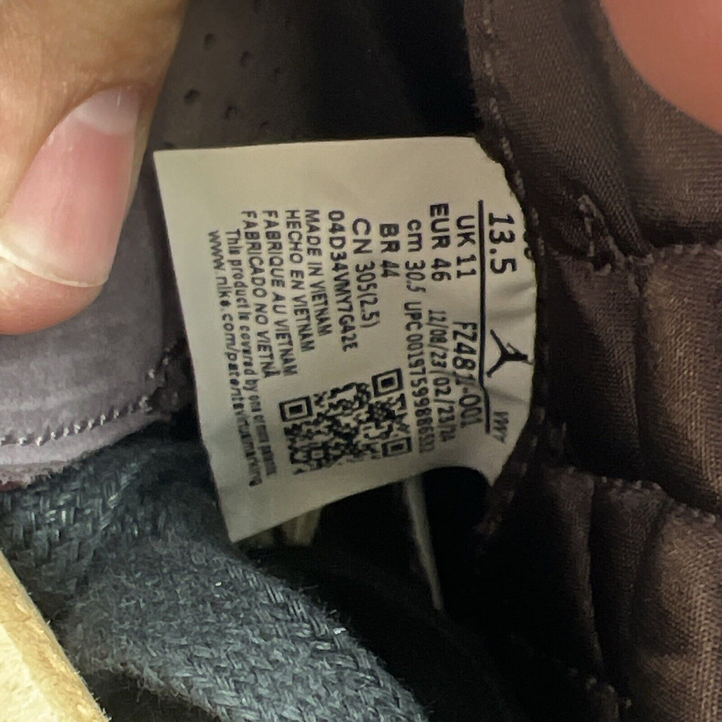 Size 13.5 - A Ma Maniére x Air Jordan 3 Retro While You Were Sleeping W