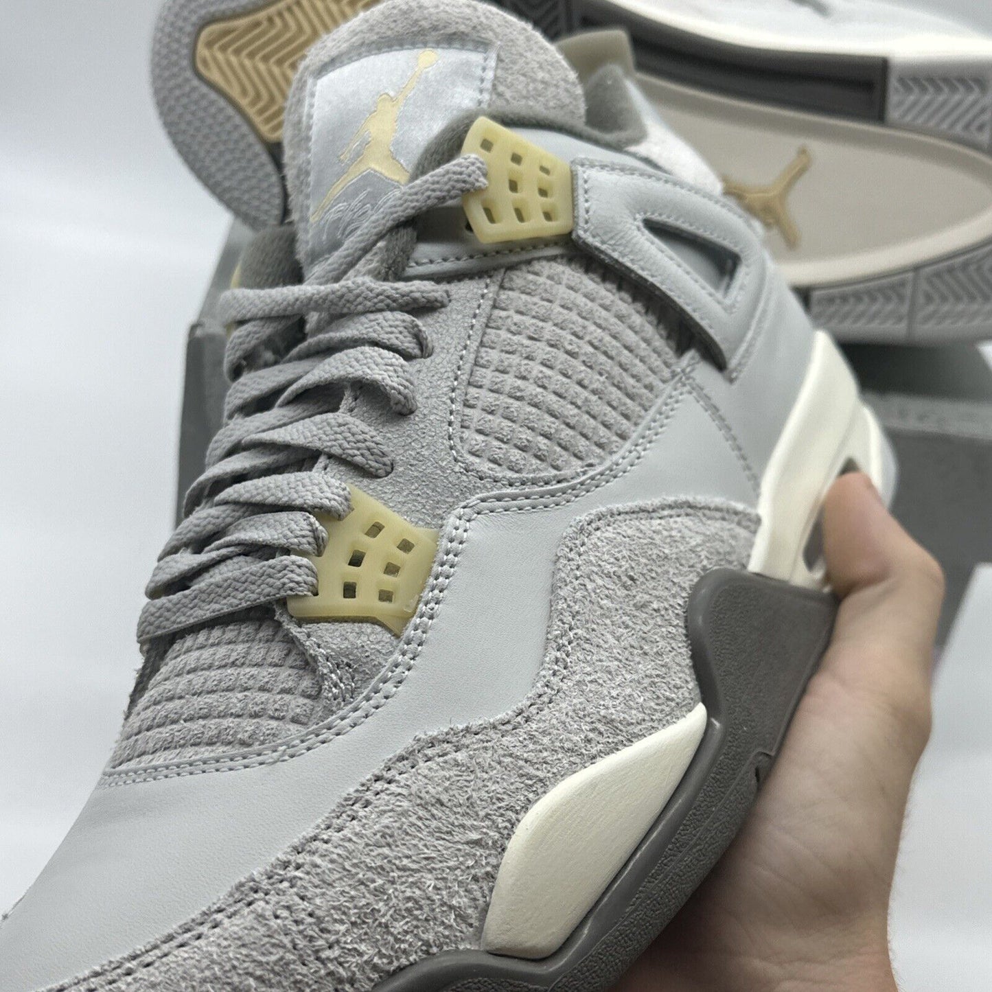 NEW NIKE AIR JORDAN 4 RETRO SE "CRAFT PHOTON DUST" US - MEN'S 10 Grey Yellow