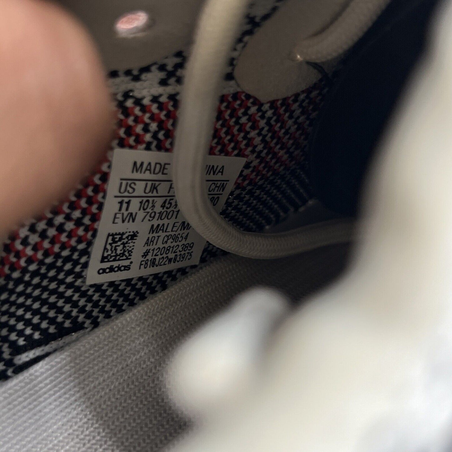Size 11 - adidas Yeezy Boost 350 V2 Low Zebra (CP9654)