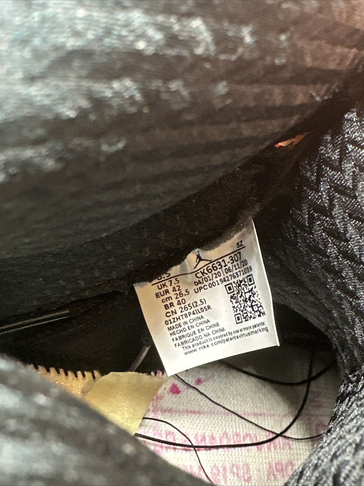 Size 8.5 - Jordan 5 Retro SE Oregon 2020