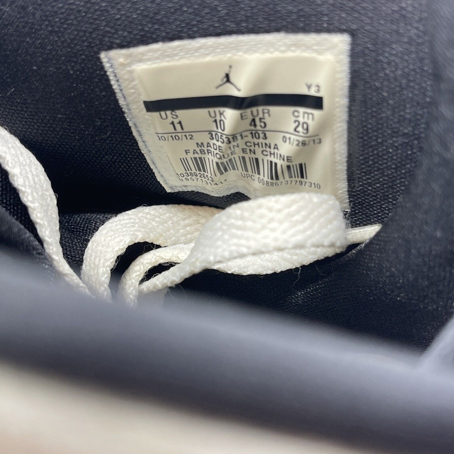 Size 11 - Air Jordan 8 Retro 2013 Bugs Bunny Grey Suede Leather (305381-103)