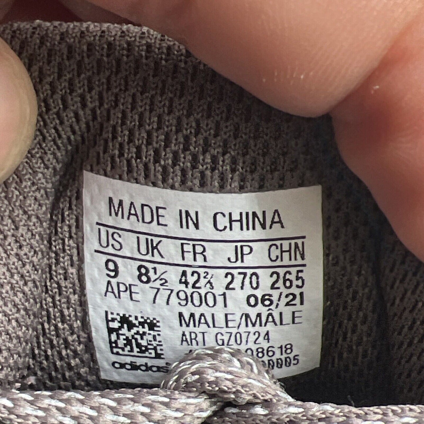 Size 9 - adidas Yeezy Boost 700 V2 Mauve (GS0724)