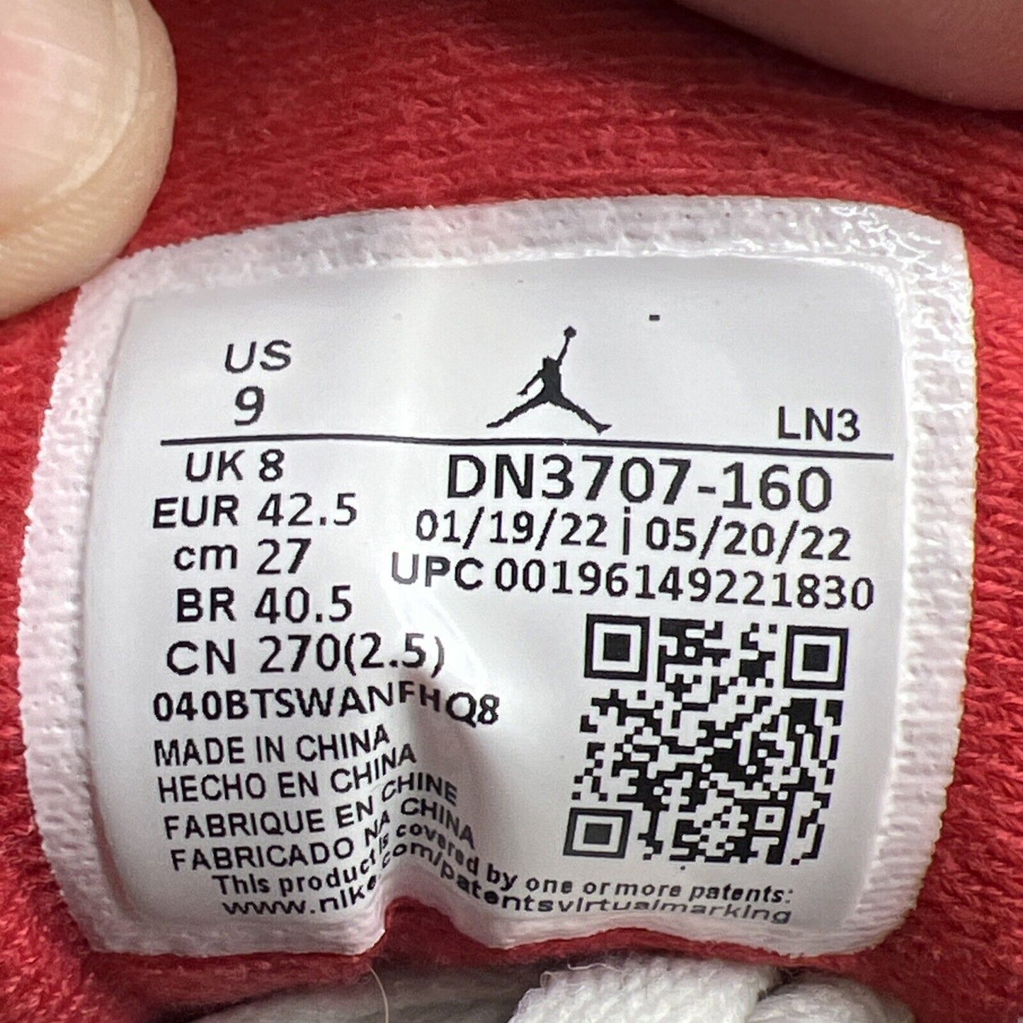 Size 9 - Air Jordan 3 Retro Mid Fire Red (DN3707-160)