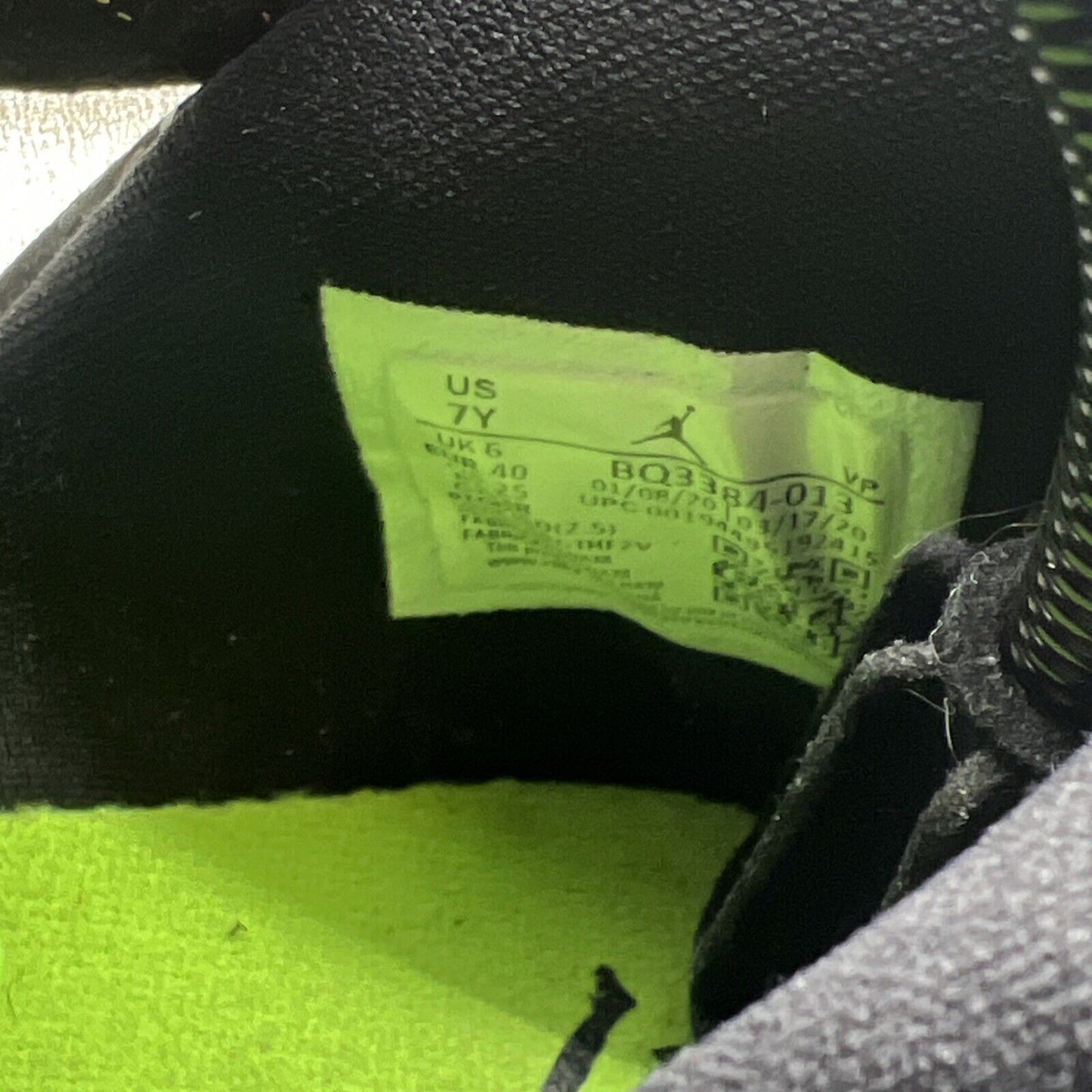 Size 7Y - Jordan 34 Low Halftone Dots (GS) (BQ3384-013)