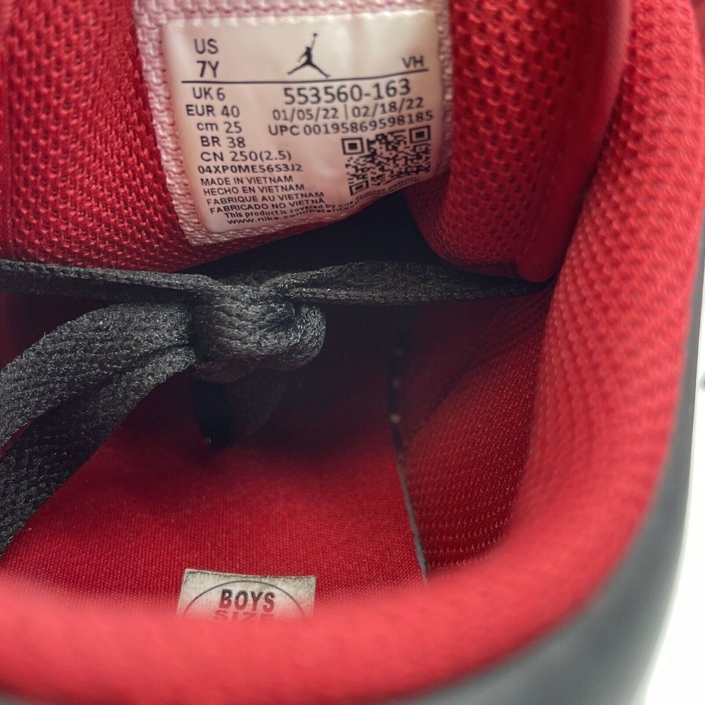 Size 7Y - Jordan 1 Low Reverse Black Toe White Red Leather Suede (553560-163)