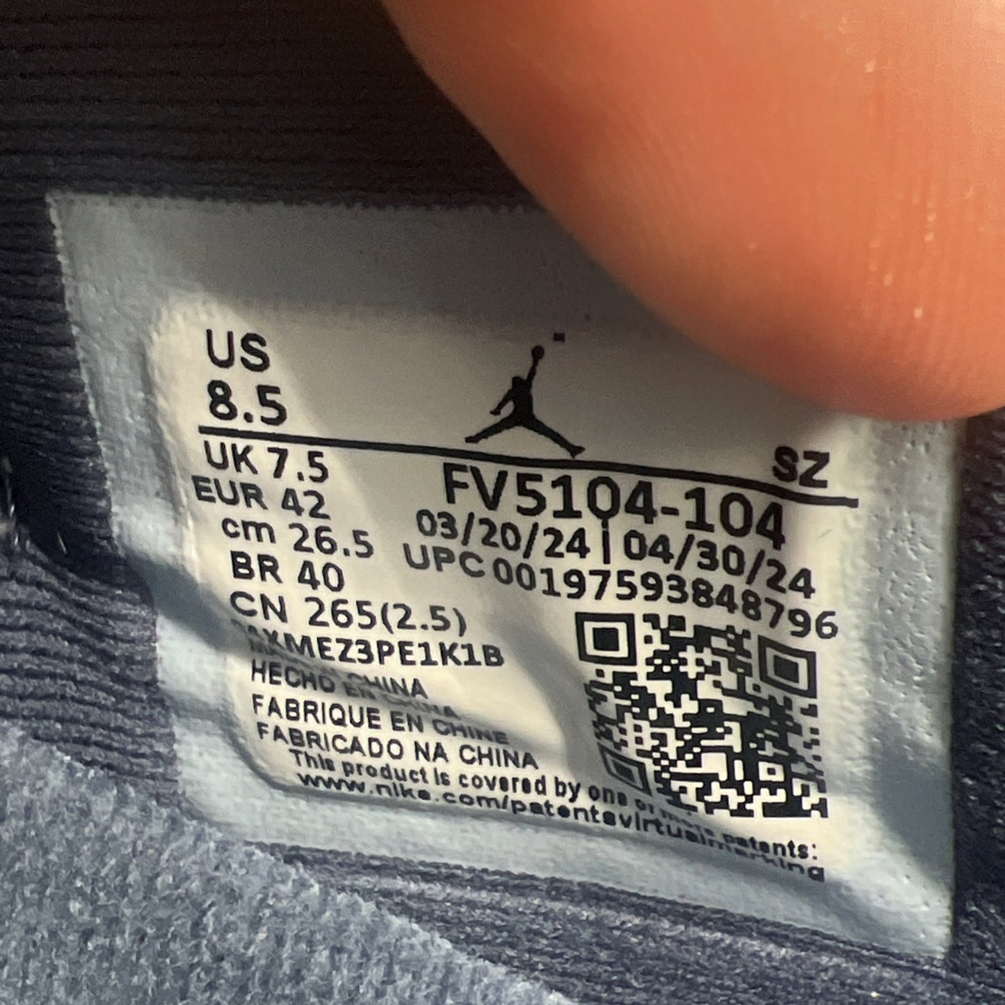 Size 8.5 - Air Jordan 11 Retro Low Diffused Blue (FV5104-104)