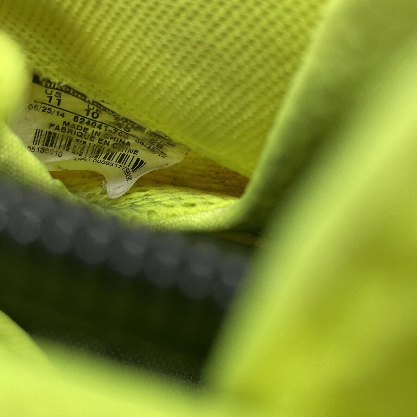 Size 11 - Nike Air Foamposite Pro Volt Neon Yellow Green Black (624041-700)