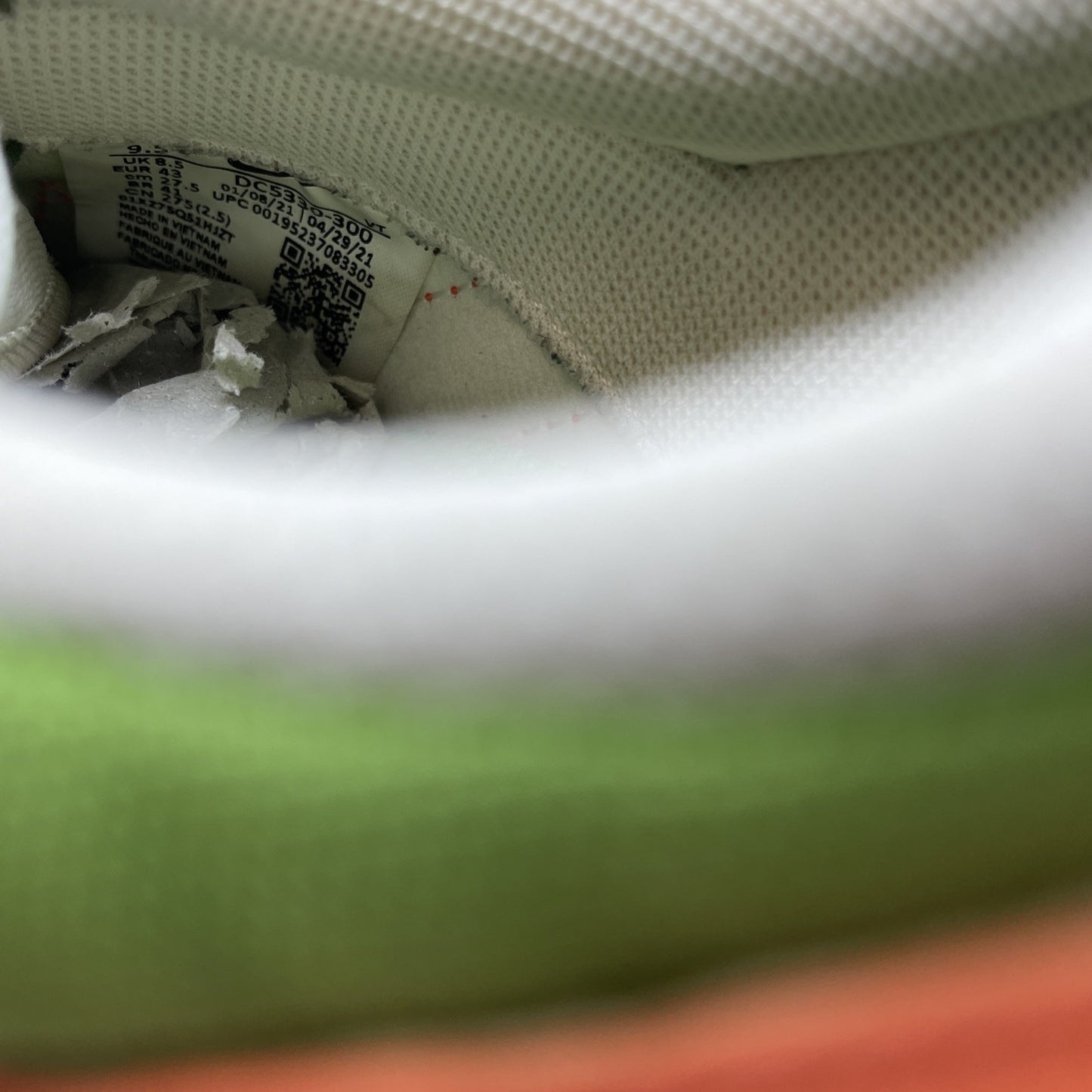 Size 9.5 - Air Max Pre-day LX Chlorophyll White Green Black Oranges (DC5330-300)