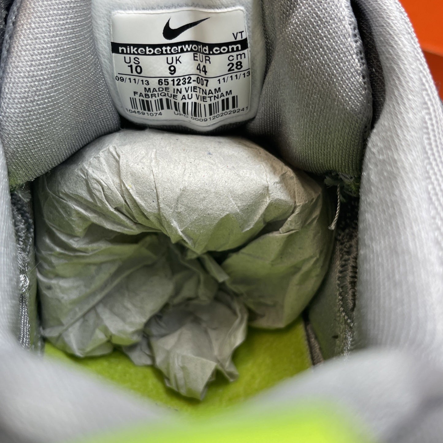 Size 10 - Nike Free Trainer 7 LE Mid Cement City Black White Grey (651232-007)
