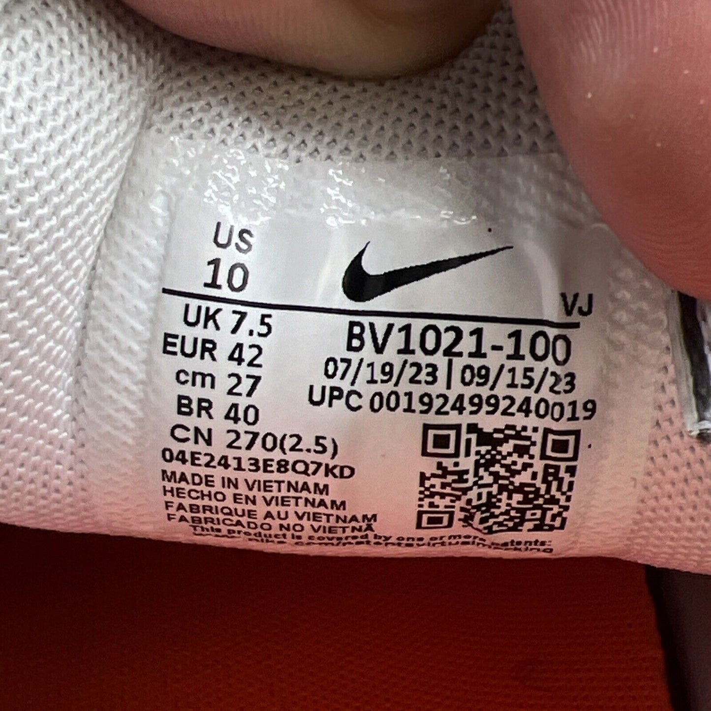 Size 10 - Nike P-6000 Laser Fuchsia W Grey (BV1021-100)