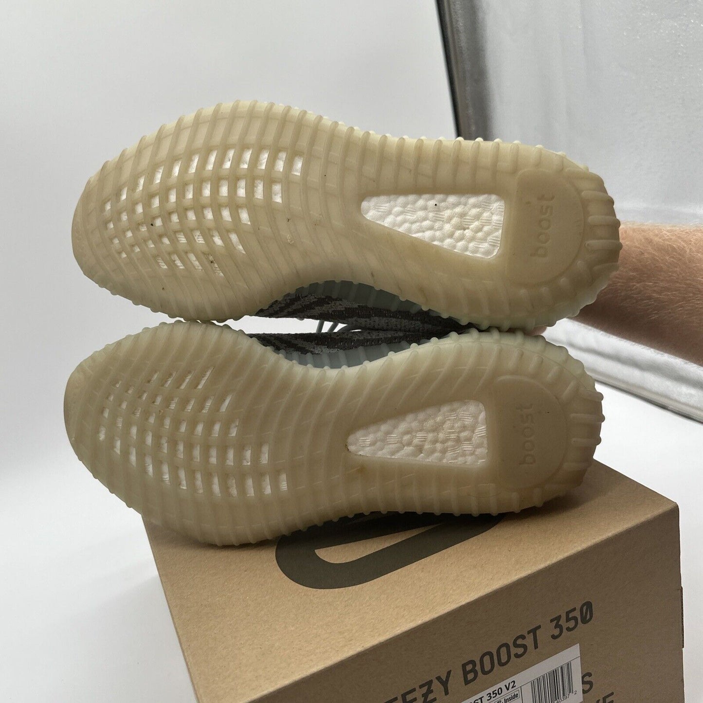 Size 9 - adidas Yeezy Boost 350 V2 Low Blue Tint Red Blue Comfy Kanye West Boost