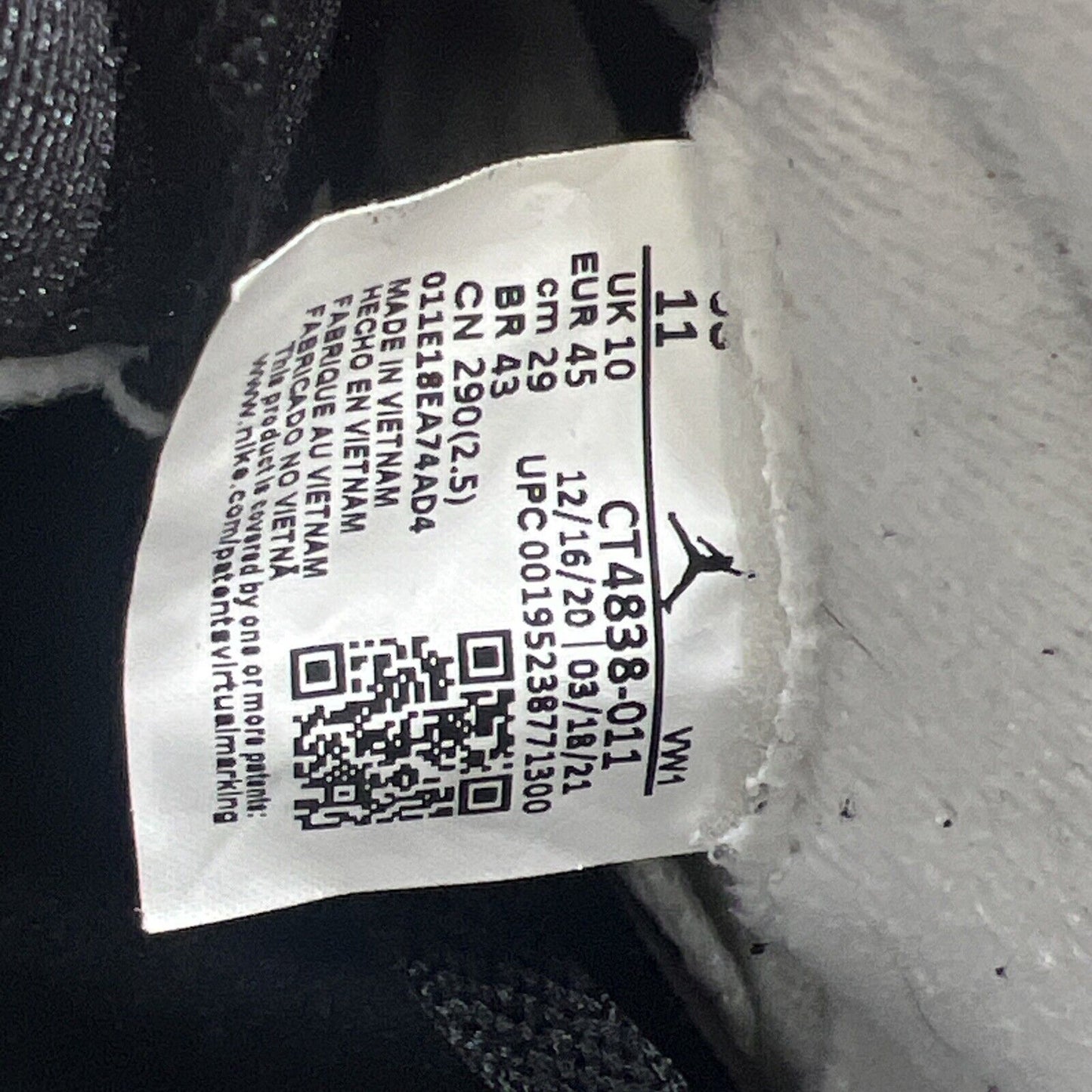 Size 11 - Air Jordan 5 Retro Mid Oreo (CT4838-011)