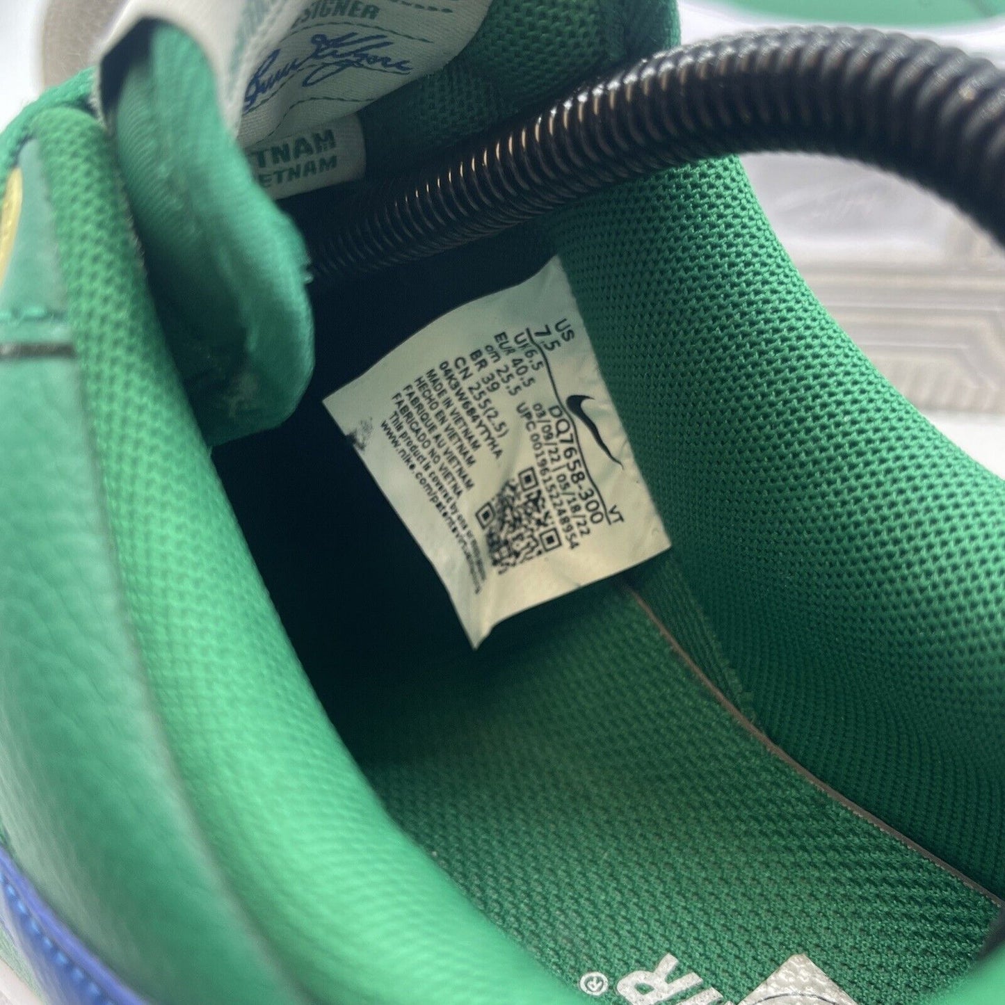 Size 7.5 - Nike Air Force 1 '07 LV8 40th Anniversary Malachite Green (DQ7658-300