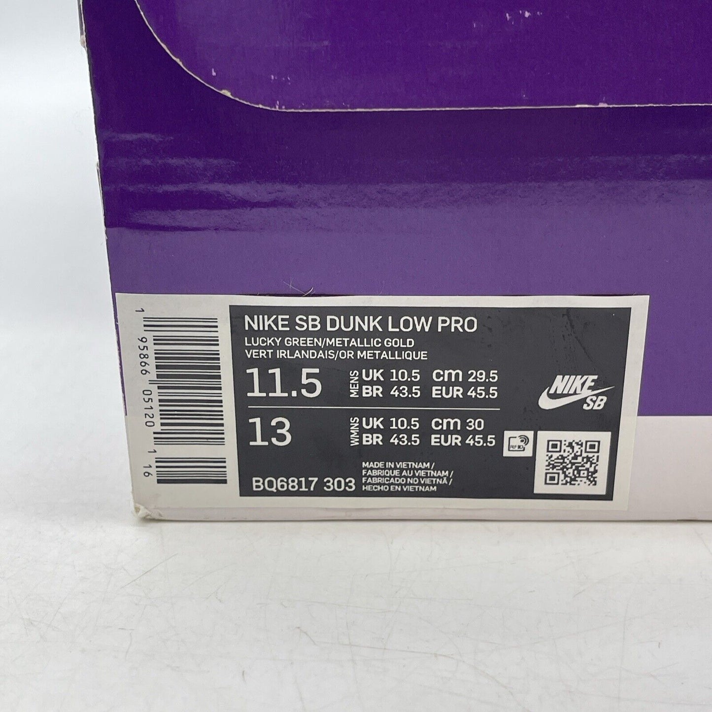 Size 11.5 - Nike SB Dunk Low Pro St. Patrick's Day 2022 Green White (BQ6817-303)