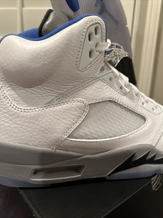Size 8.5 - Jordan 5 Retro White Stealth New.
