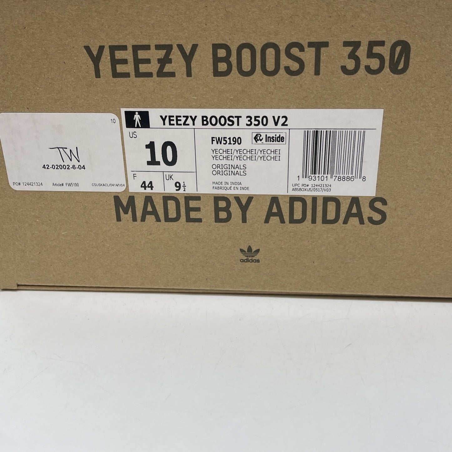 Size 10 - adidas Yeezy Boost 350 V2 Yecheil Non-Reflective Black (FW5190)