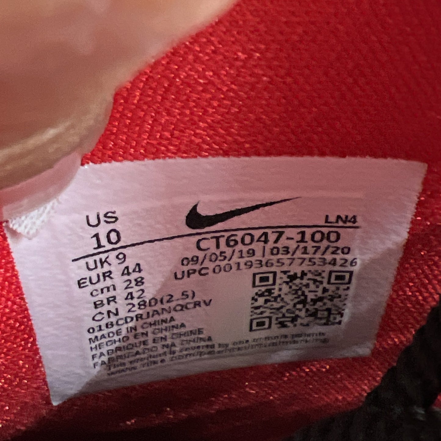 Size 10 - Nike LeBron 17 LeBron 4 Graffiti (CT6047-100)