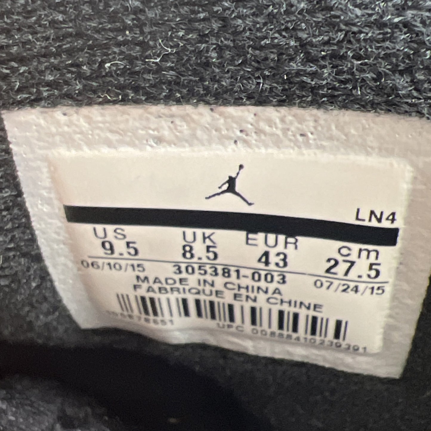 Size 9.5 - Air Jordan 8 Retro 2015 Chrome (305381-003)