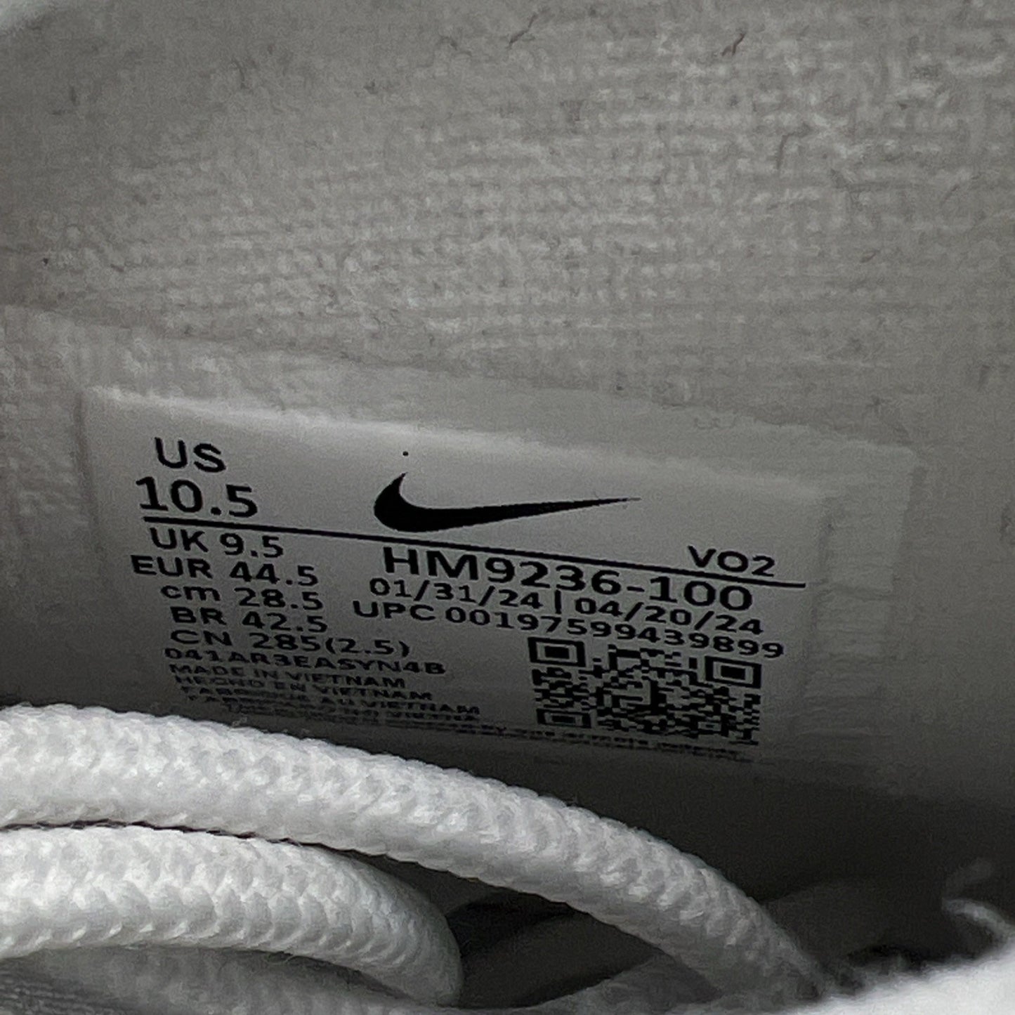 Size 10.5 - Nike Air DT Max '96 Colorado Away - White Black (HM9236-100)