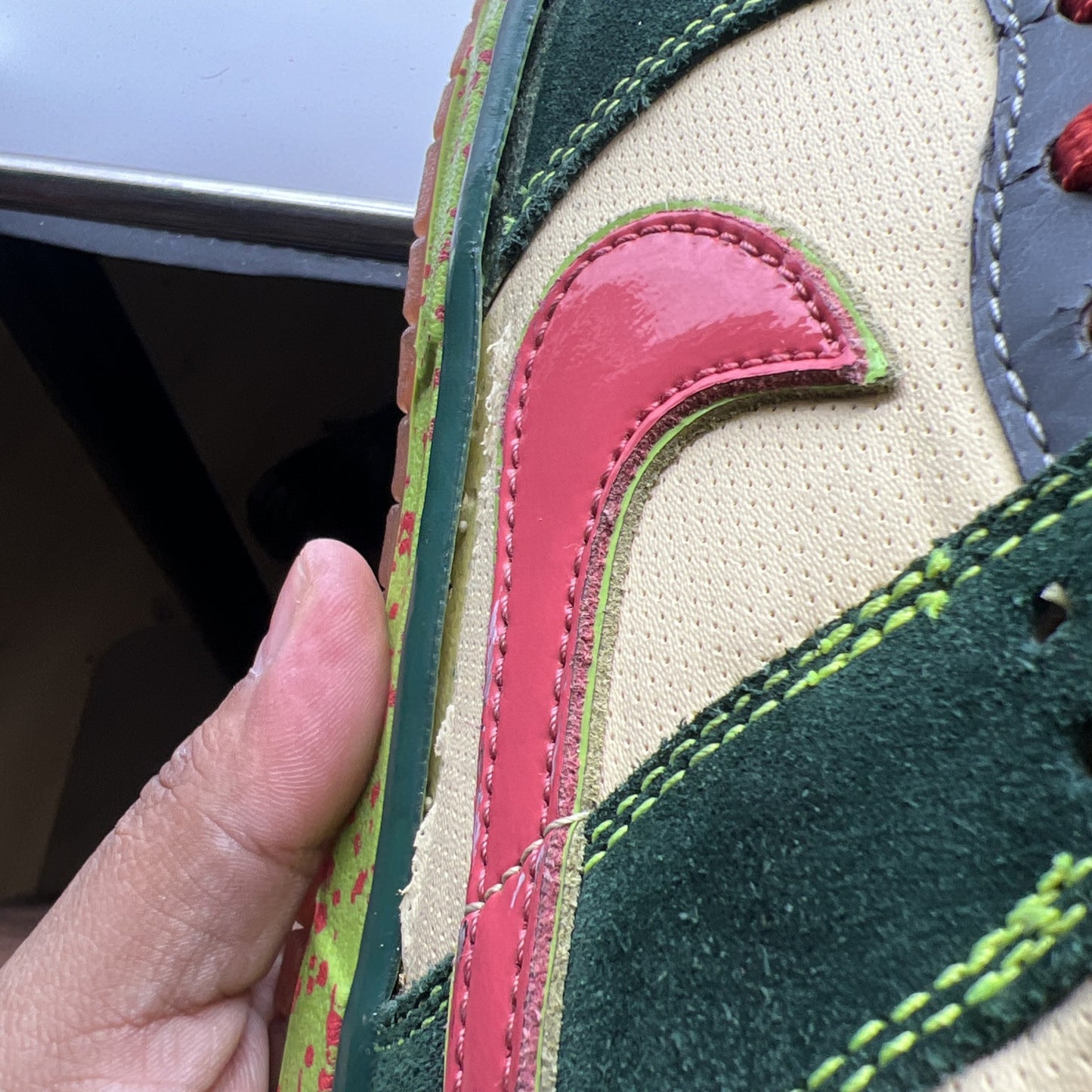 Size 7 - Nike Dunk Premium SB Low Mosquito (313170-761)