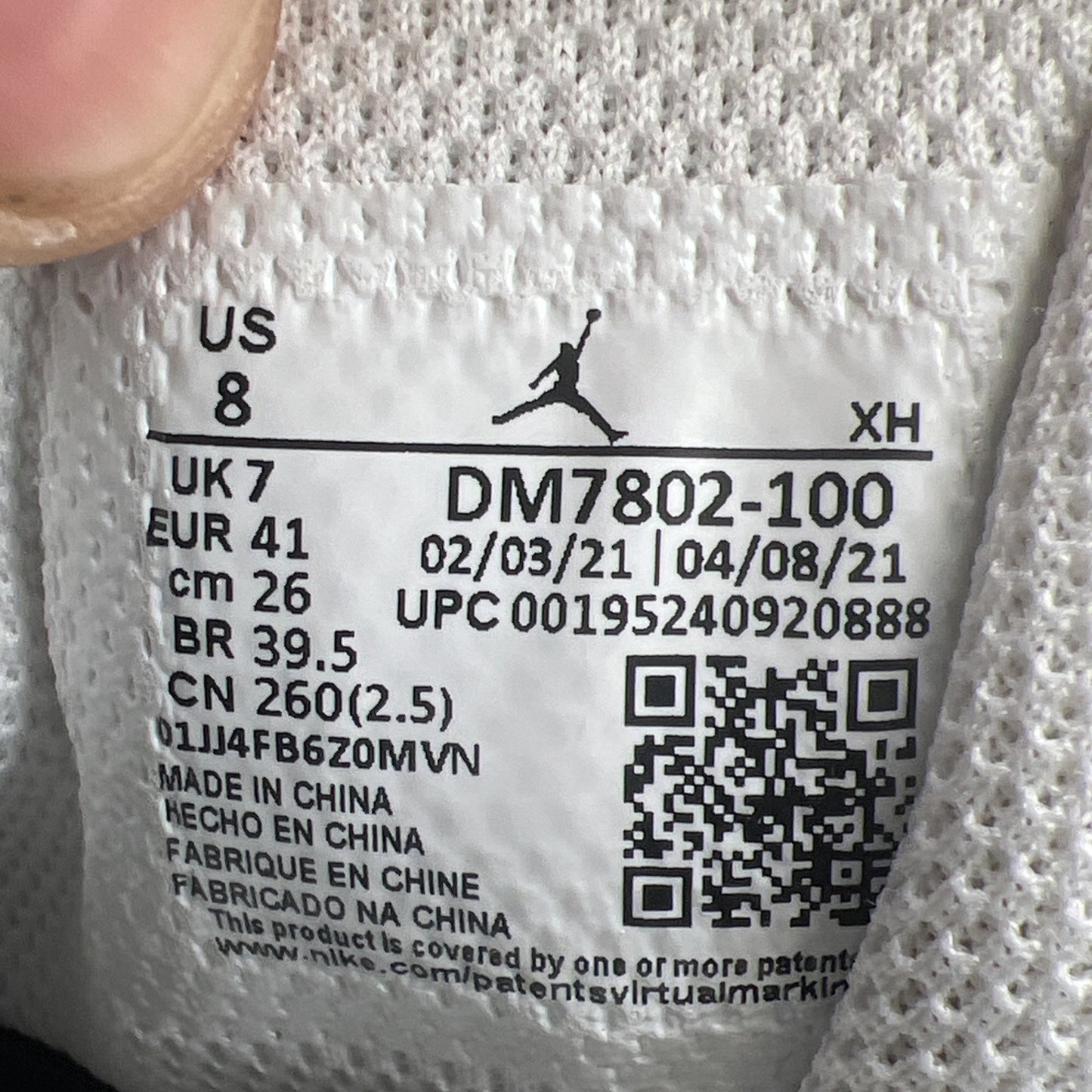Size 8 - Air Jordan 1 SE Mid Heat Reactive - Color Change (DM7802-100)
