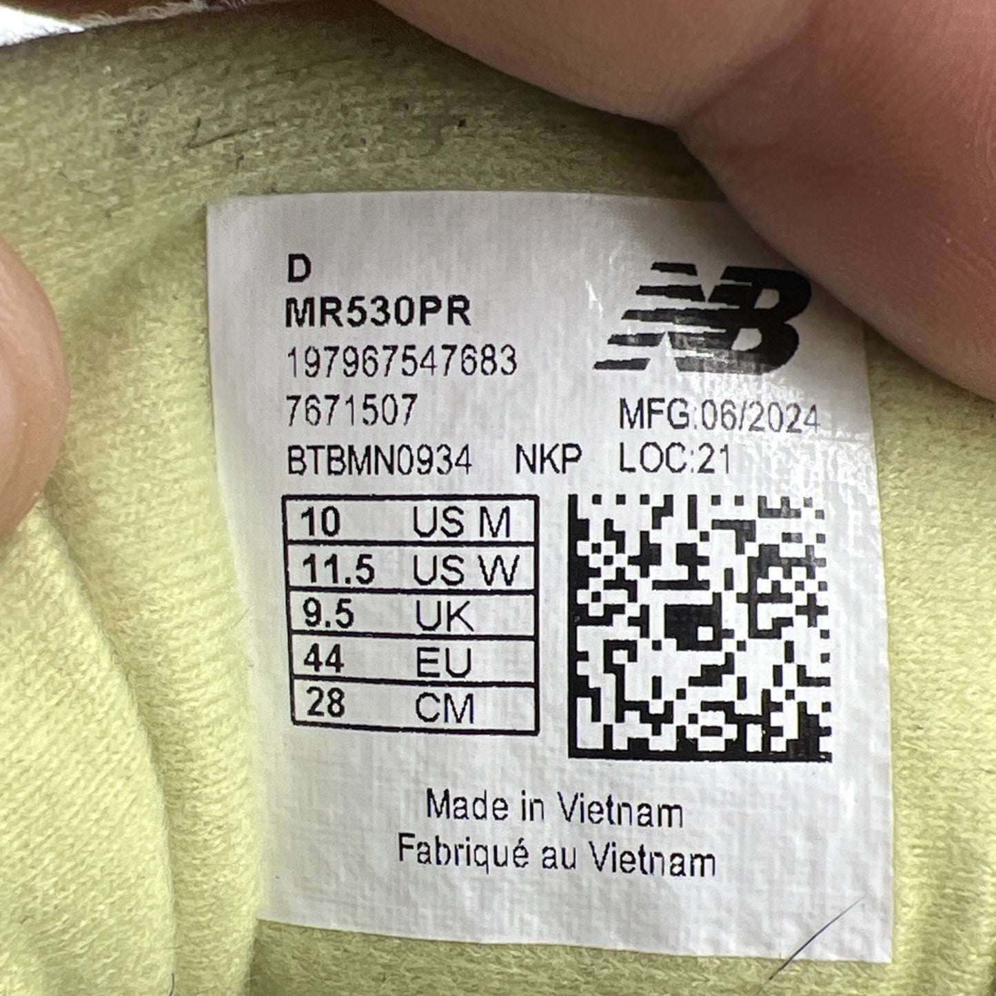 Size 10 - New Balance Salehe Bembury x 530 Prosperity Be The Prize (MR530PR)