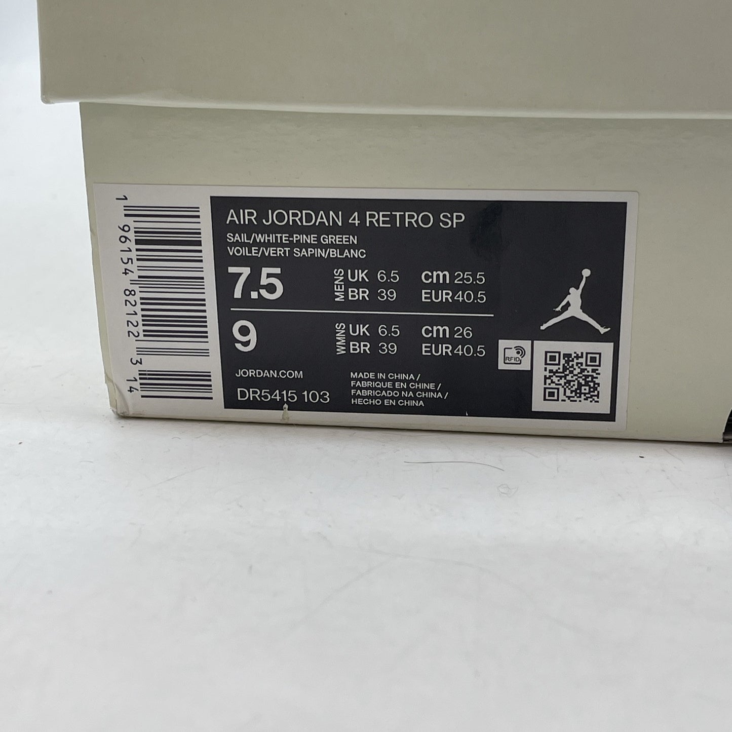 Size 7.5 - Jordan 4 Retro SP x Nike SB Mid Pine Green White Leather (DR5415-103)